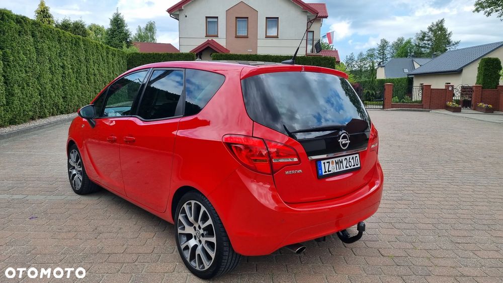 Opel Meriva 1.4 T Cosmo - 11