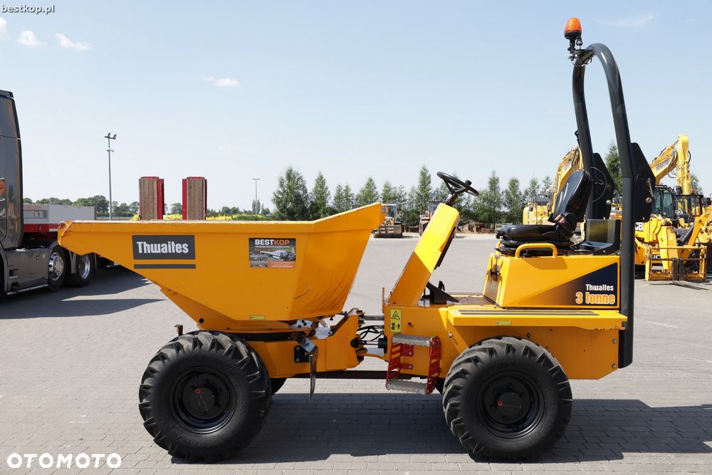 Thwaites MACH2080 3 tony - 8
