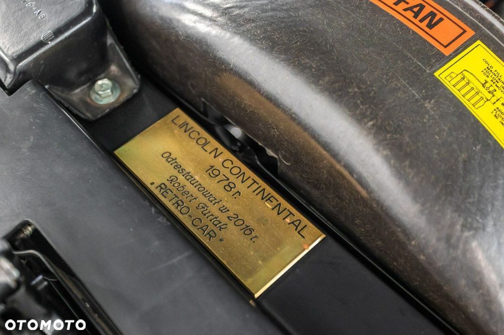 Lincoln Continental - 26