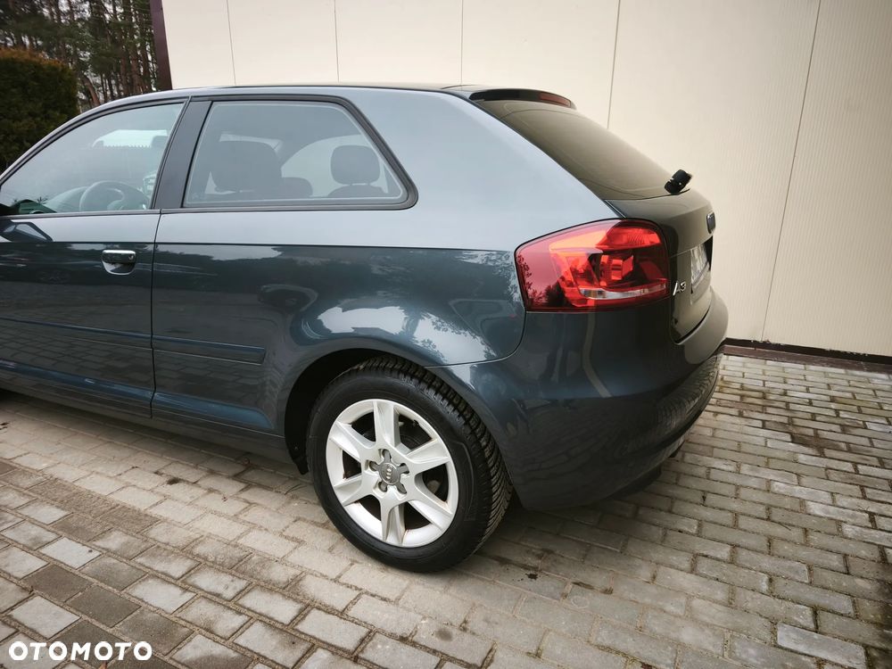 Audi A3 3-drzwiowe 2.0 TDI Ambition - 3
