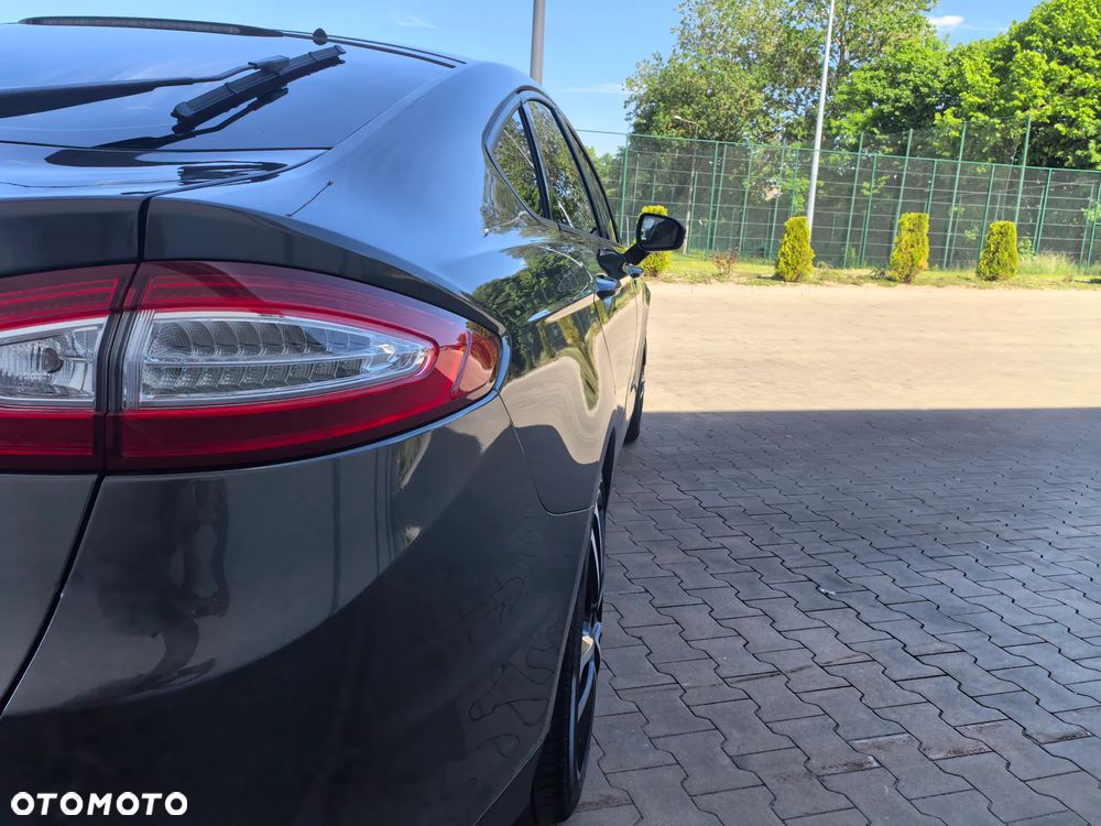 Ford Mondeo 2.0 TDCi Ambiente - 12
