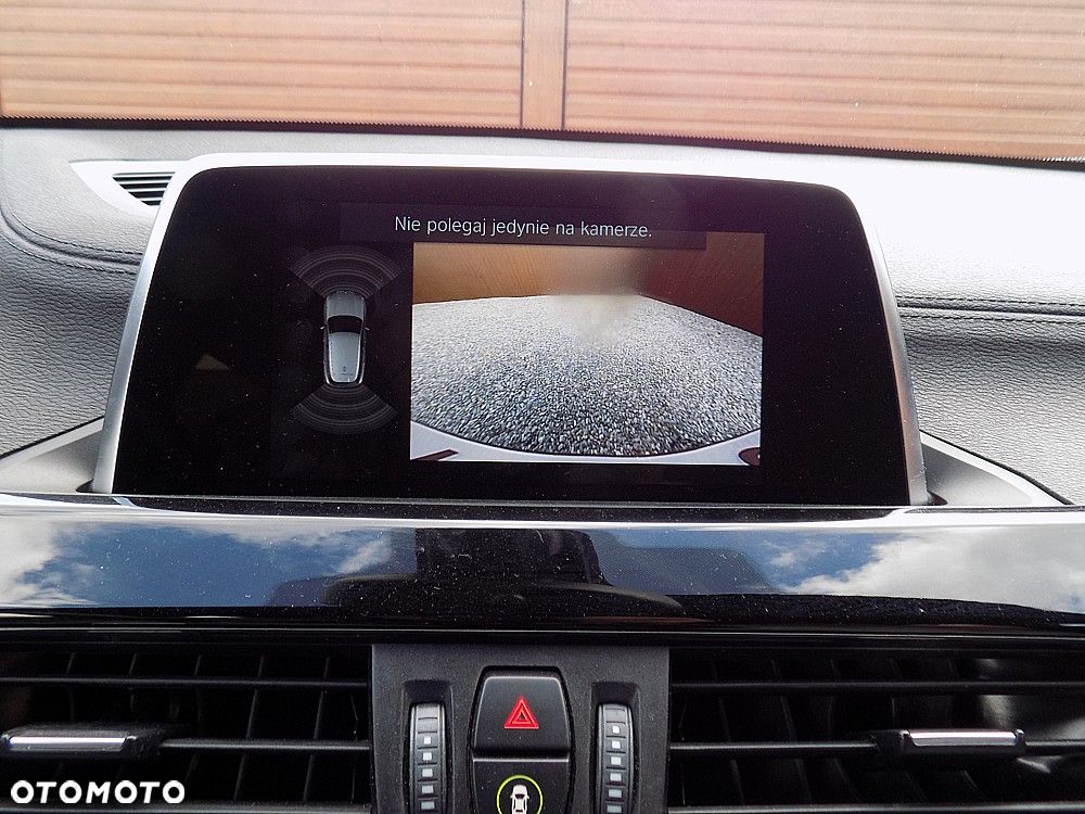 BMW X2 sDrive18d M Mesh sport - 18
