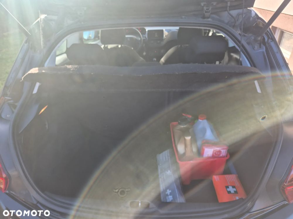 Peugeot 208 PureTech 82 Active - 12