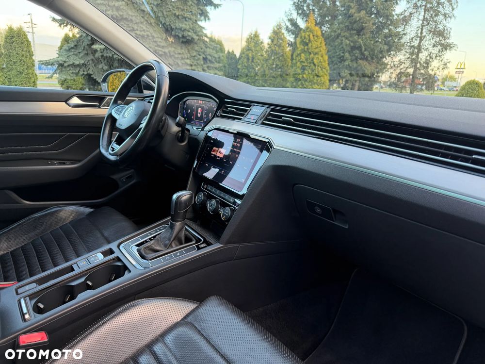 Volkswagen Passat 2.0 TSI 4Mot Highline DSG - 14