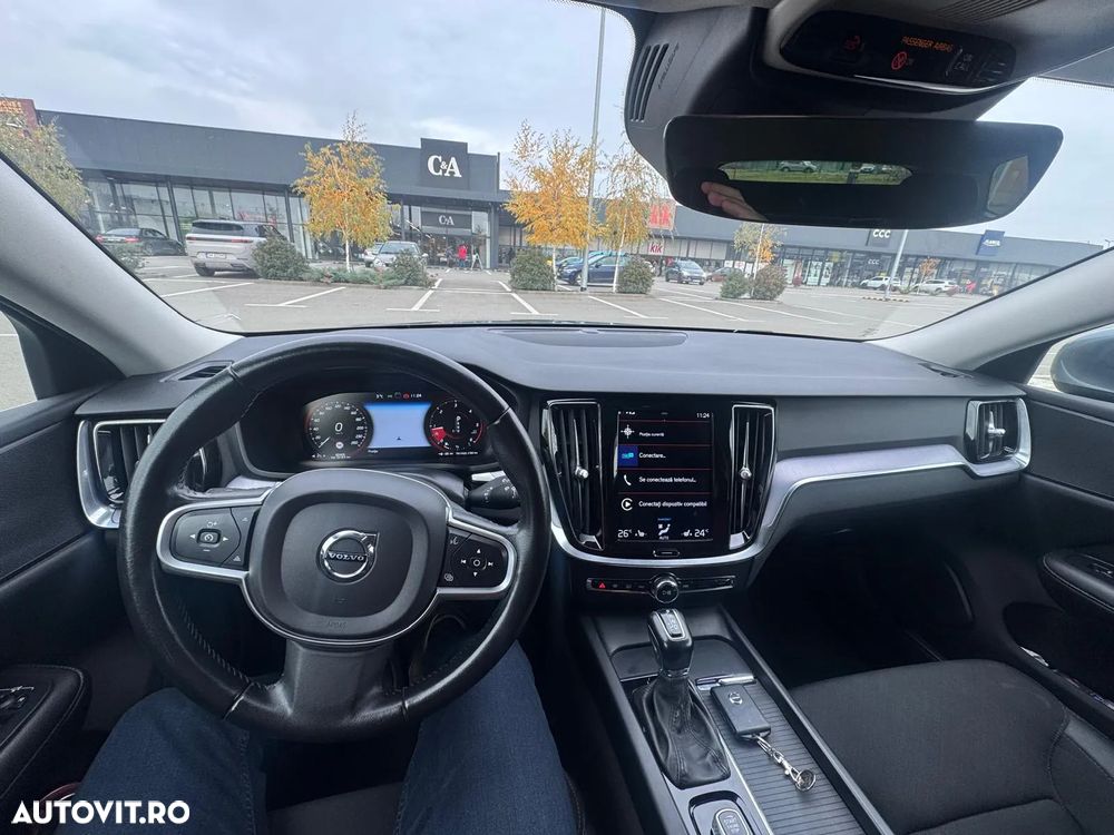 Volvo V60 D4 Momentum - 8