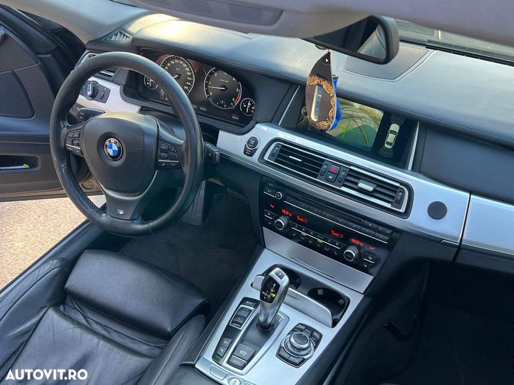 BMW Seria 7 740d xDrive - 9