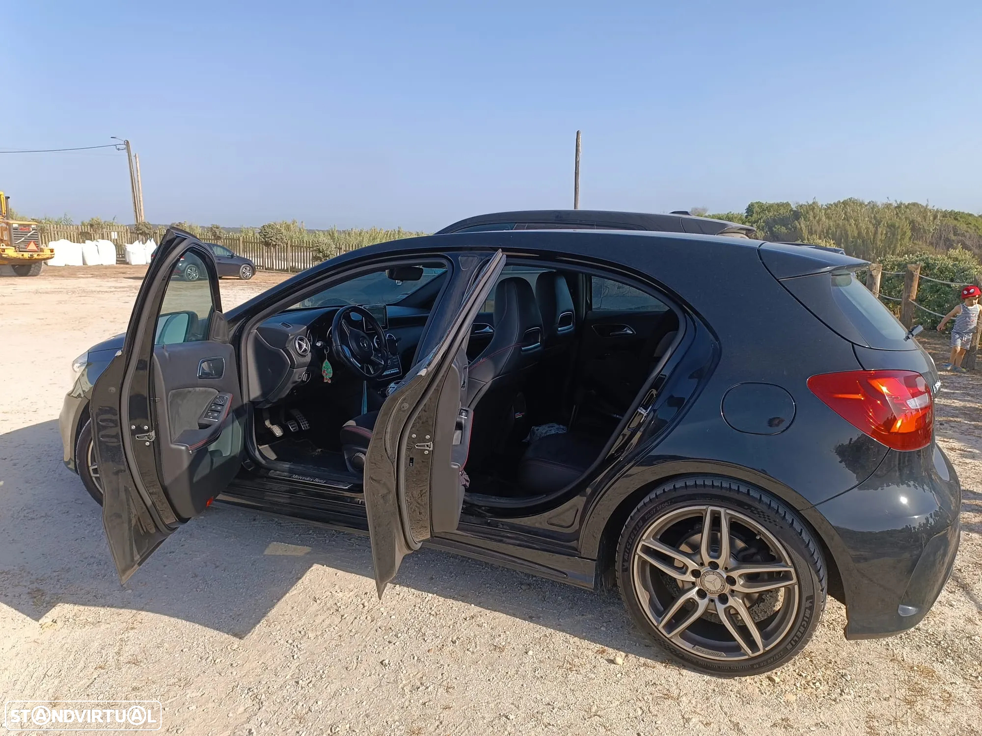 Mercedes-Benz A 180 CDi BE AMG Line - 7