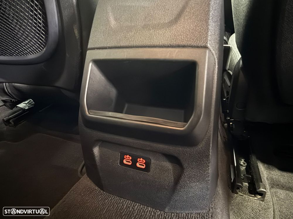 BMW 116 i Aut. Advantage - 29