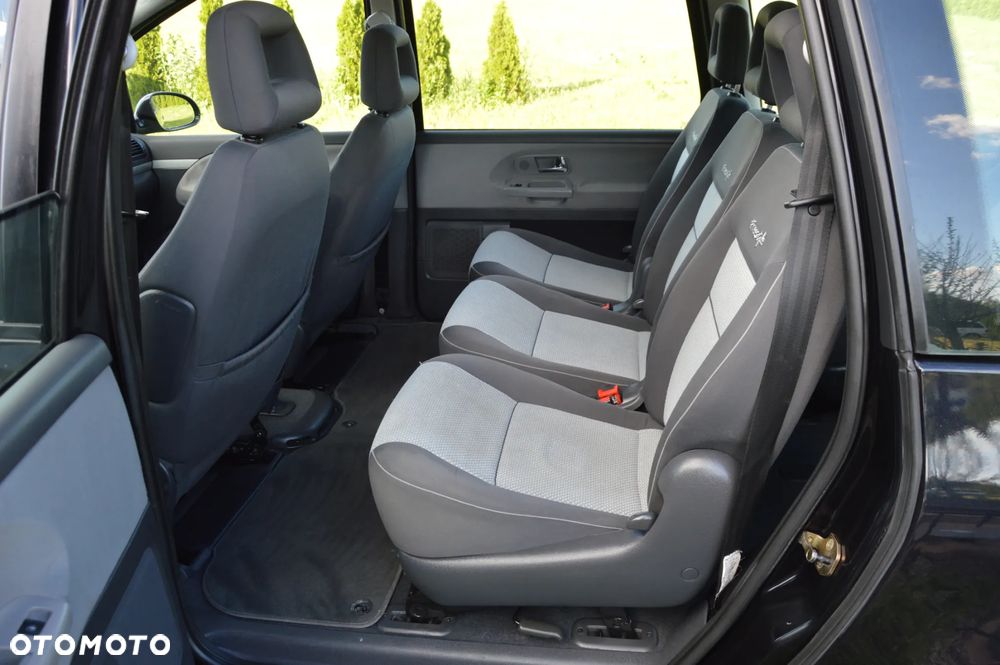 Volkswagen Sharan 1.9 TDI Freestyle - 28