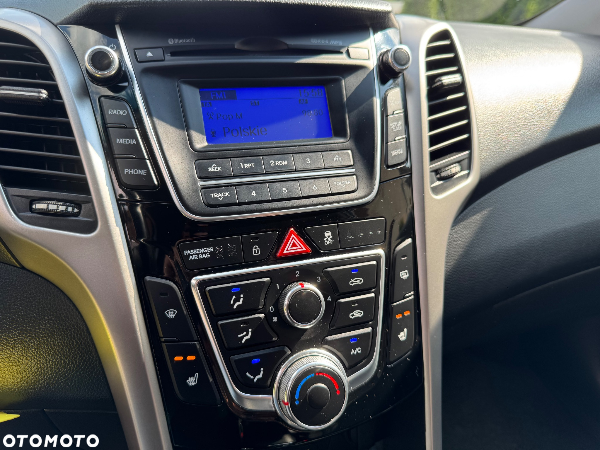Hyundai i30 1.6 CRDI Passion Plus - 18
