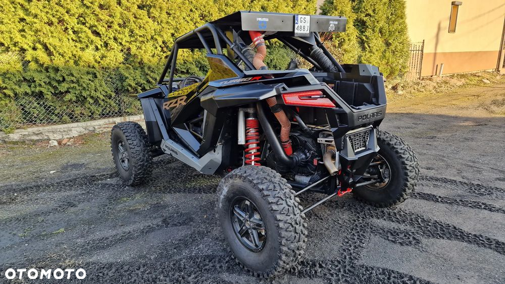 Polaris RZR - 6