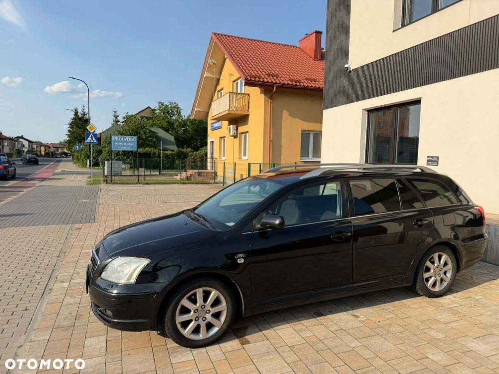 Toyota Avensis - 7