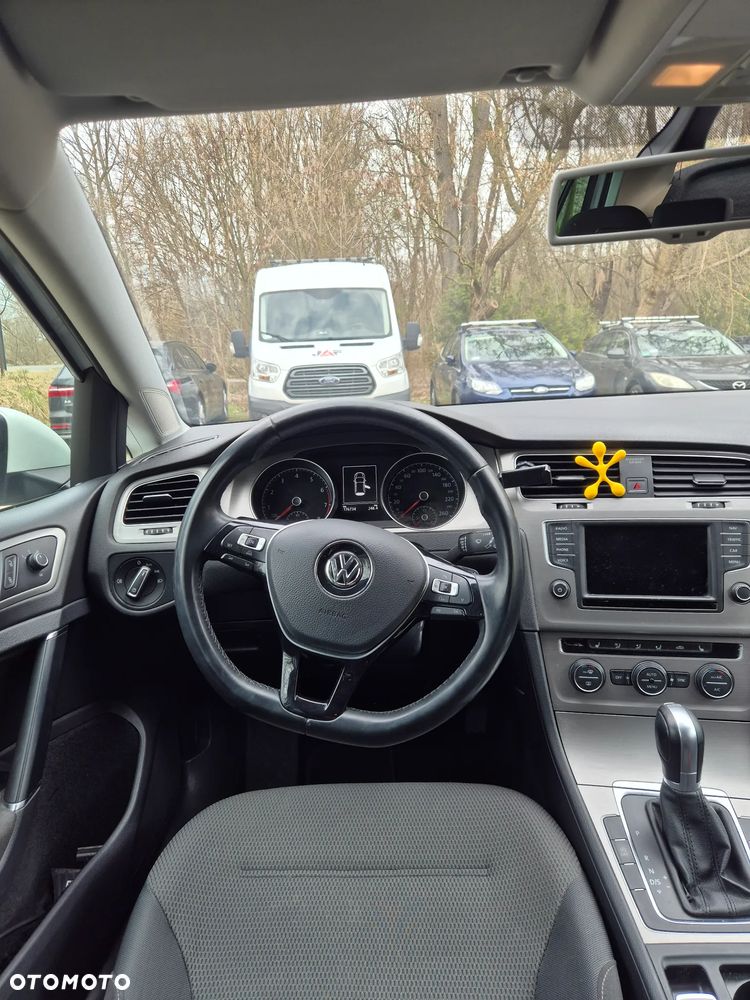 Volkswagen Golf 1.4 TSI BMT Comfortline DSG - 10