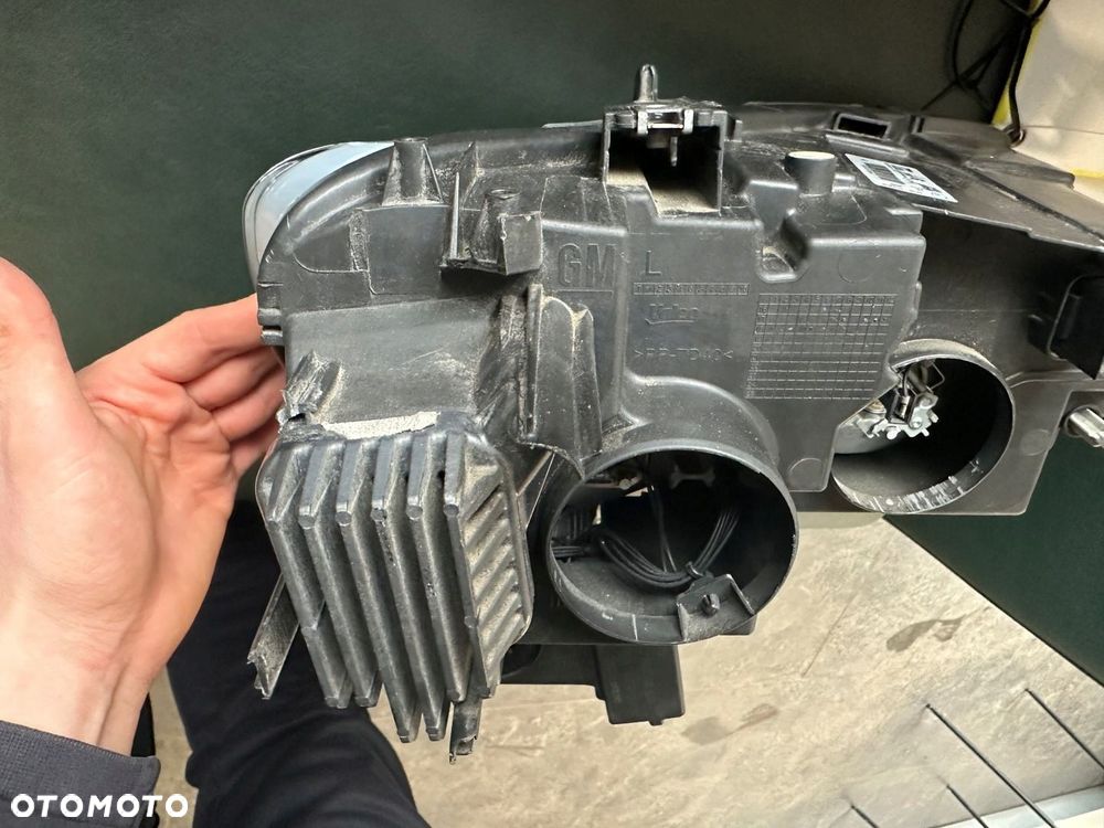 OPEL COMBO E LAMPA PRZÓD PRZEDNIA LEWA - 10