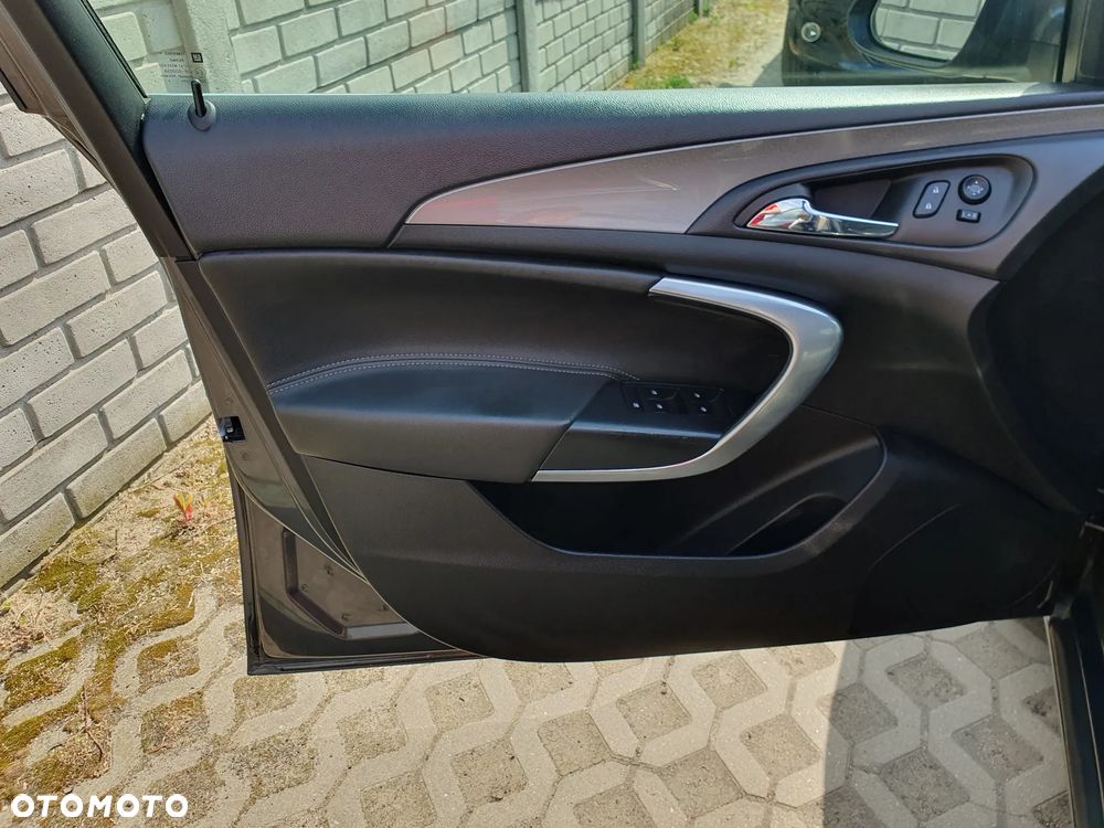 Opel Insignia - 26