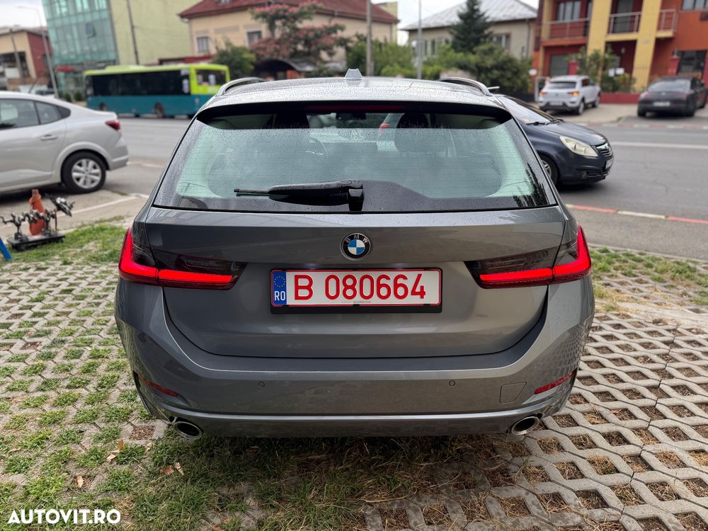 BMW Seria 3 320d Touring xDrive Aut. - 18