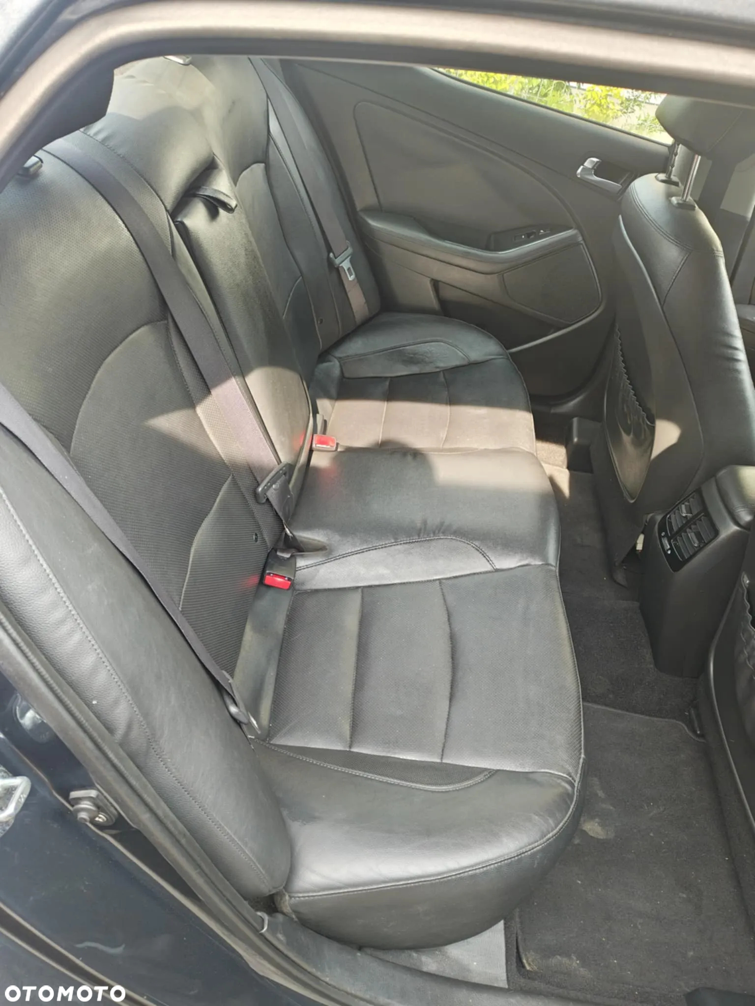Kia Optima - 8