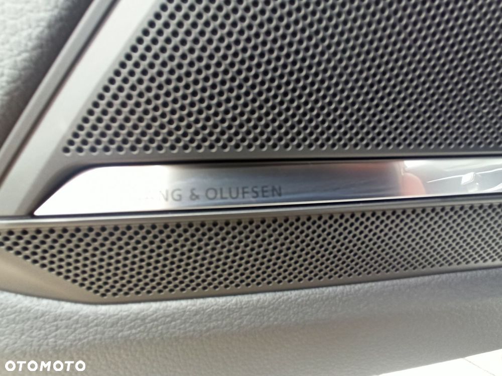 Audi A6 Allroad - 25