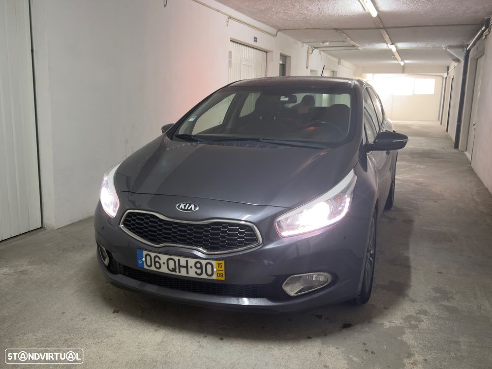 Kia Ceed 1.6 CRDi TX Prime - 1