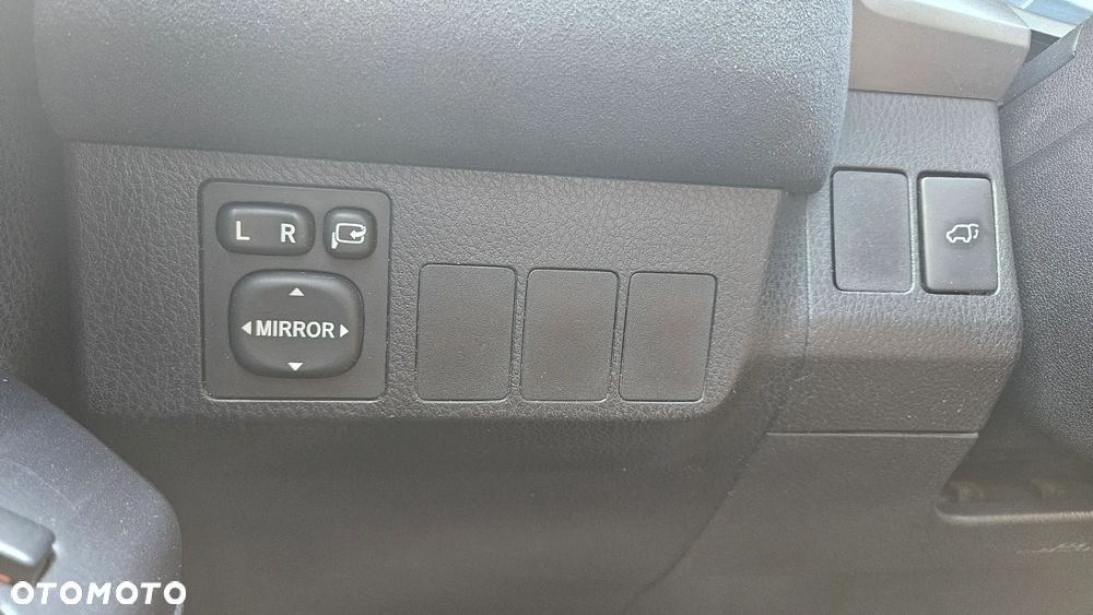 Toyota RAV4 2.0 D-4D Premium 4x2 - 26