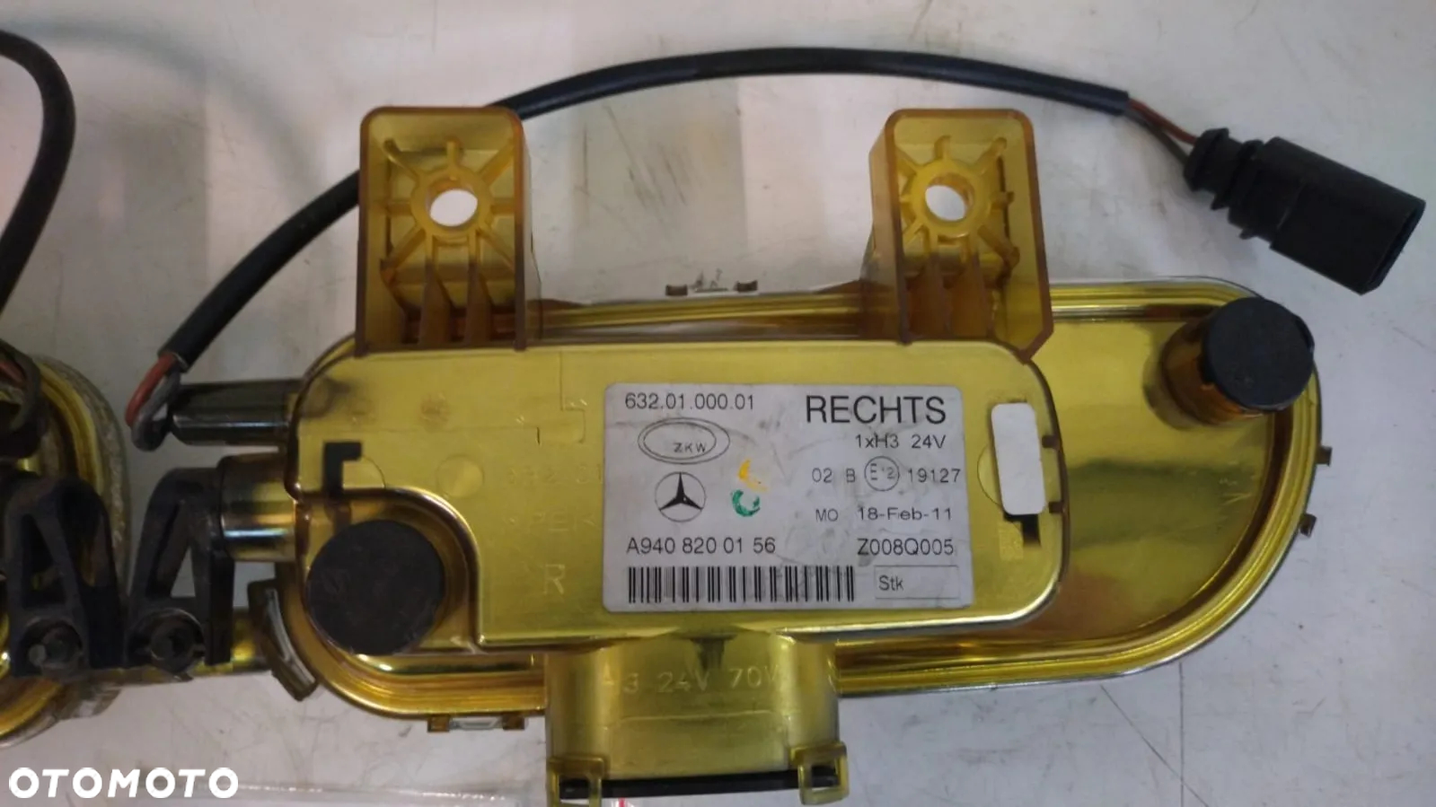 LAMPA LEWA PRAWA HALOGEN PRZECIWMGIELNA MB MERCEDES ACTROS AXOR MP2 A9408200156 A9408200056 NO V224/212 - 3