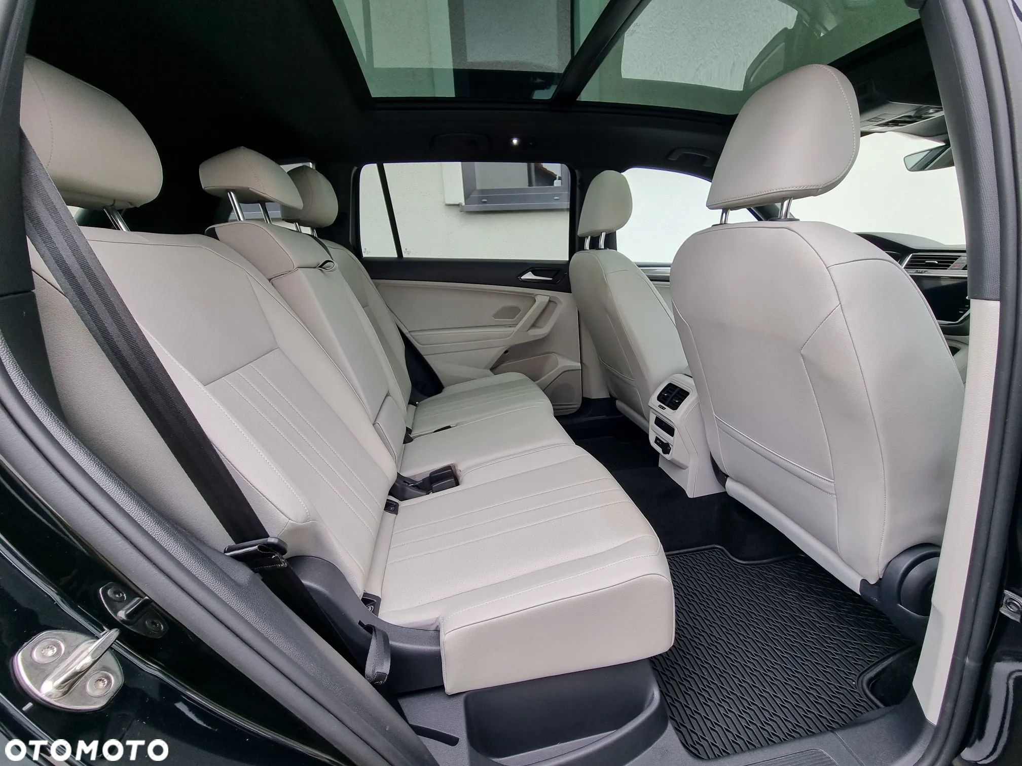 Volkswagen Tiguan 2,0 TSI OPF 4Motion DSG R-Line - 9