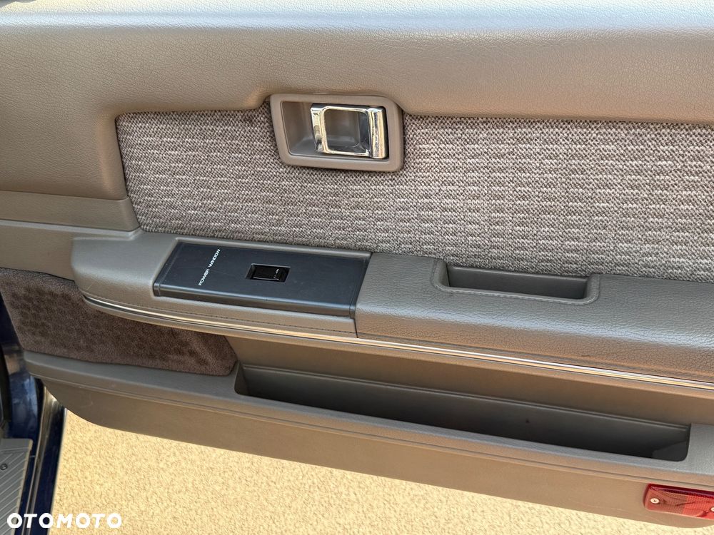 Nissan Laurel 2.8 GL D - 22