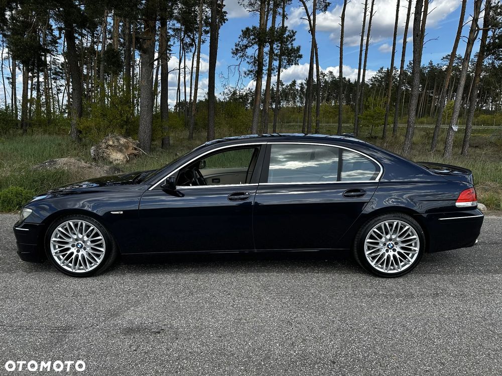 BMW Seria 7 750Li - 9