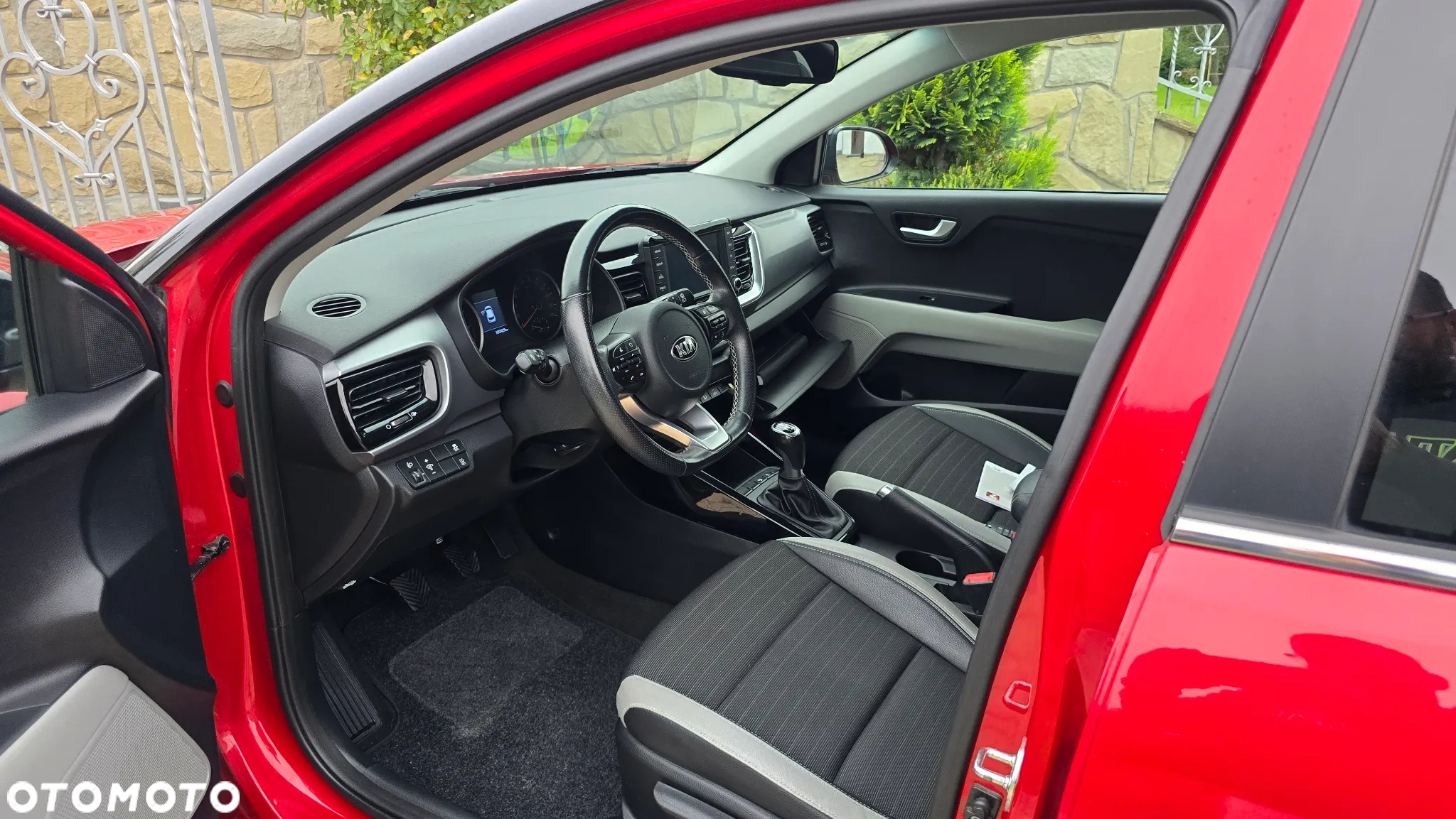 Kia Stonic 1.0 T-GDI 120 Vision - 11