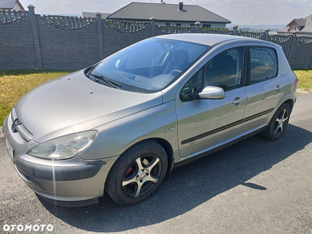 Peugeot 307 - 1
