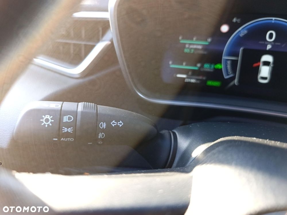 Toyota Corolla 1.8 Hybrid Comfort - 25