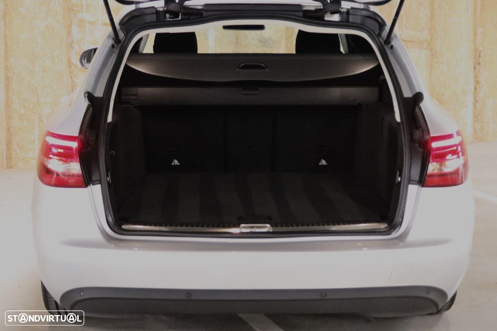 Mercedes-Benz C 200 d - 44