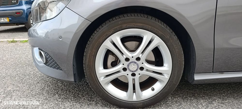Mercedes-Benz A 200 CDi BE Urban Aut. - 13