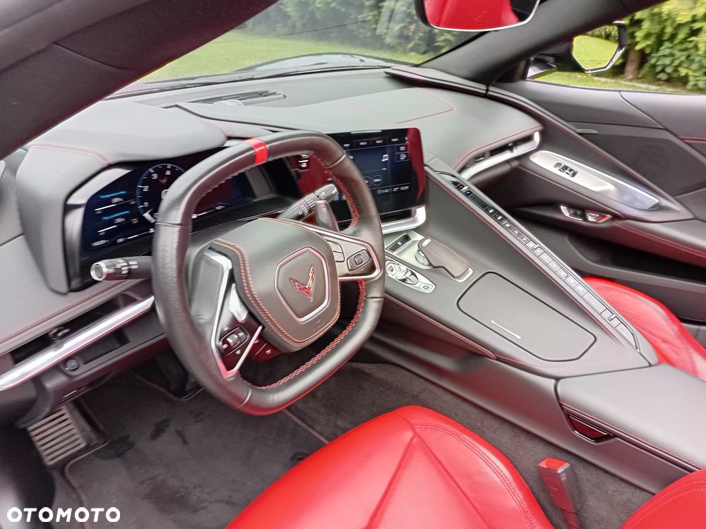 Chevrolet Corvette - 17