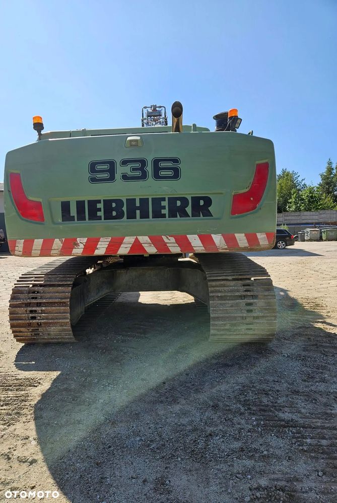 Liebherr R936 - 17