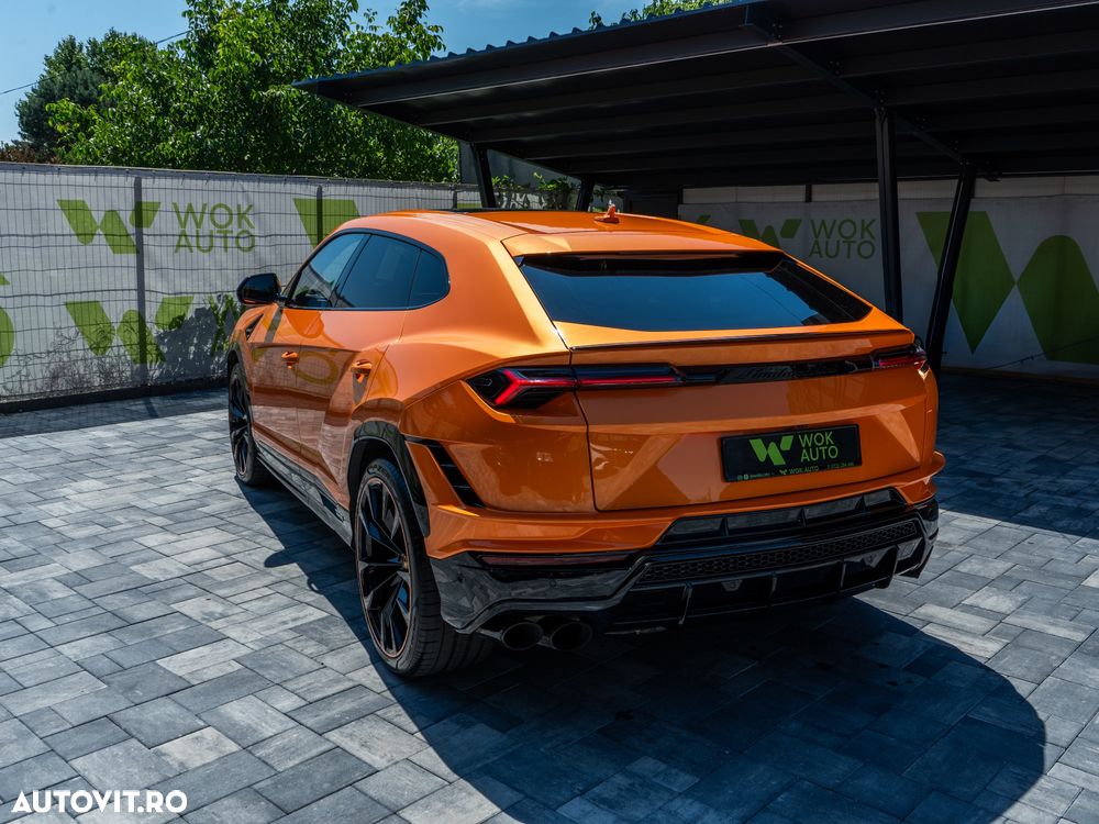 Lamborghini URUS - 13