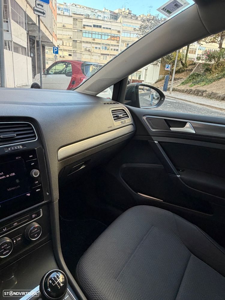 VW Golf Variant 1.6 TDi Confortline - 7