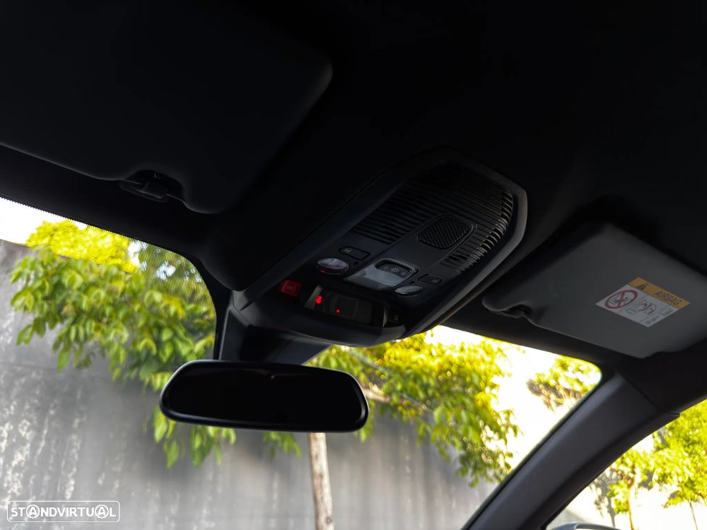 Peugeot 3008 1.6 Hybrid4 Allure Pack e-EAT8 - 22