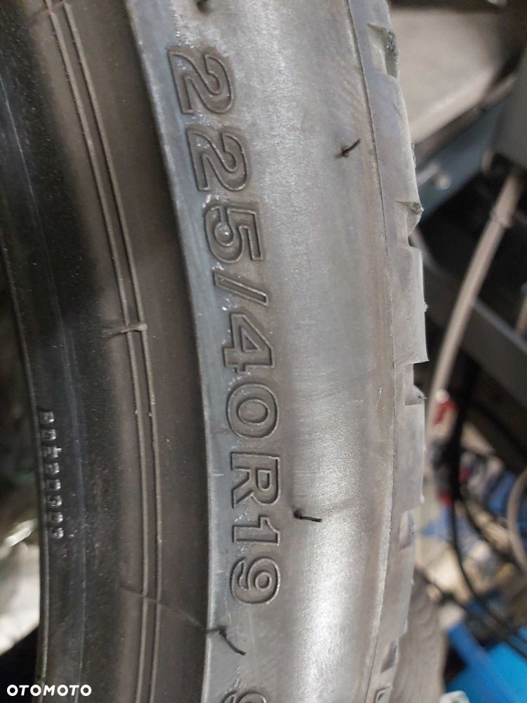 225/40R19 Dwie używane opony całoroczne Bridgestone - 6