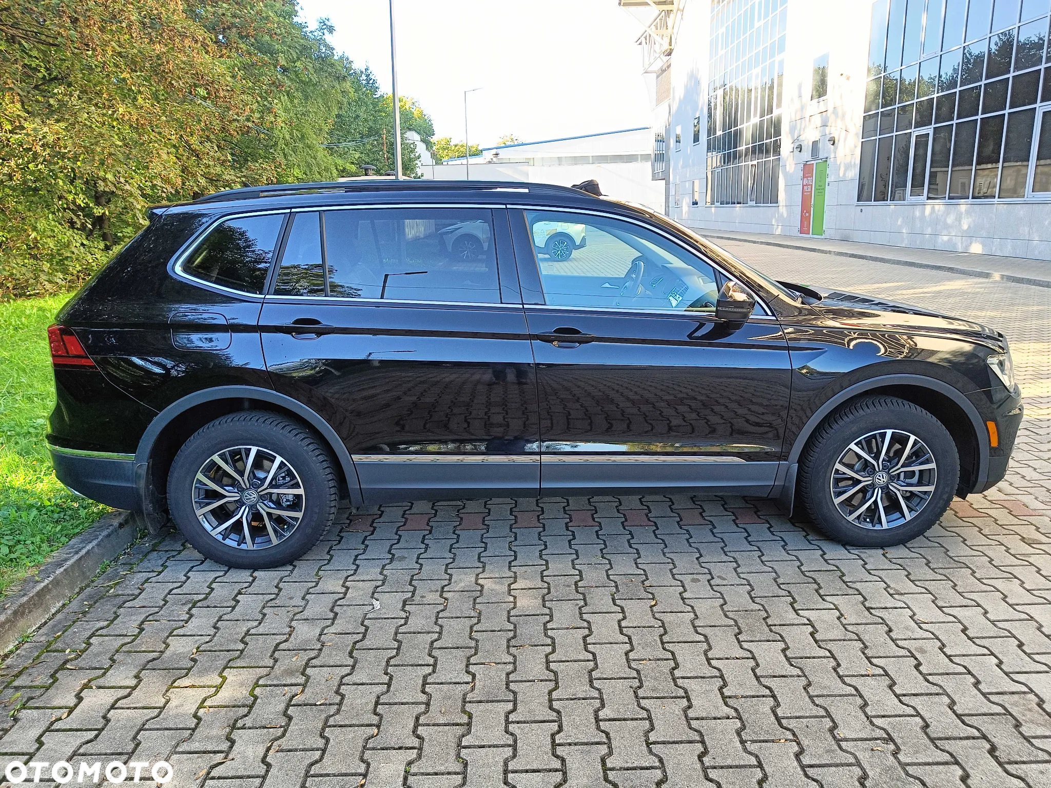 Volkswagen Tiguan Allspace - 3
