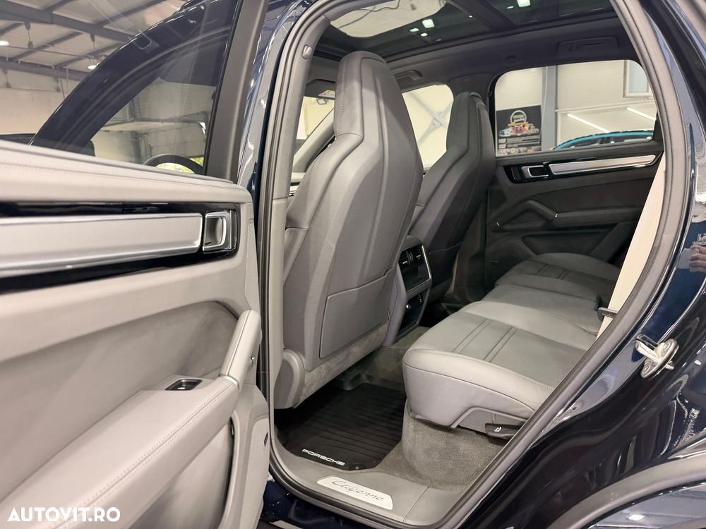 Porsche Cayenne E-Hybrid Tiptronic S - 9
