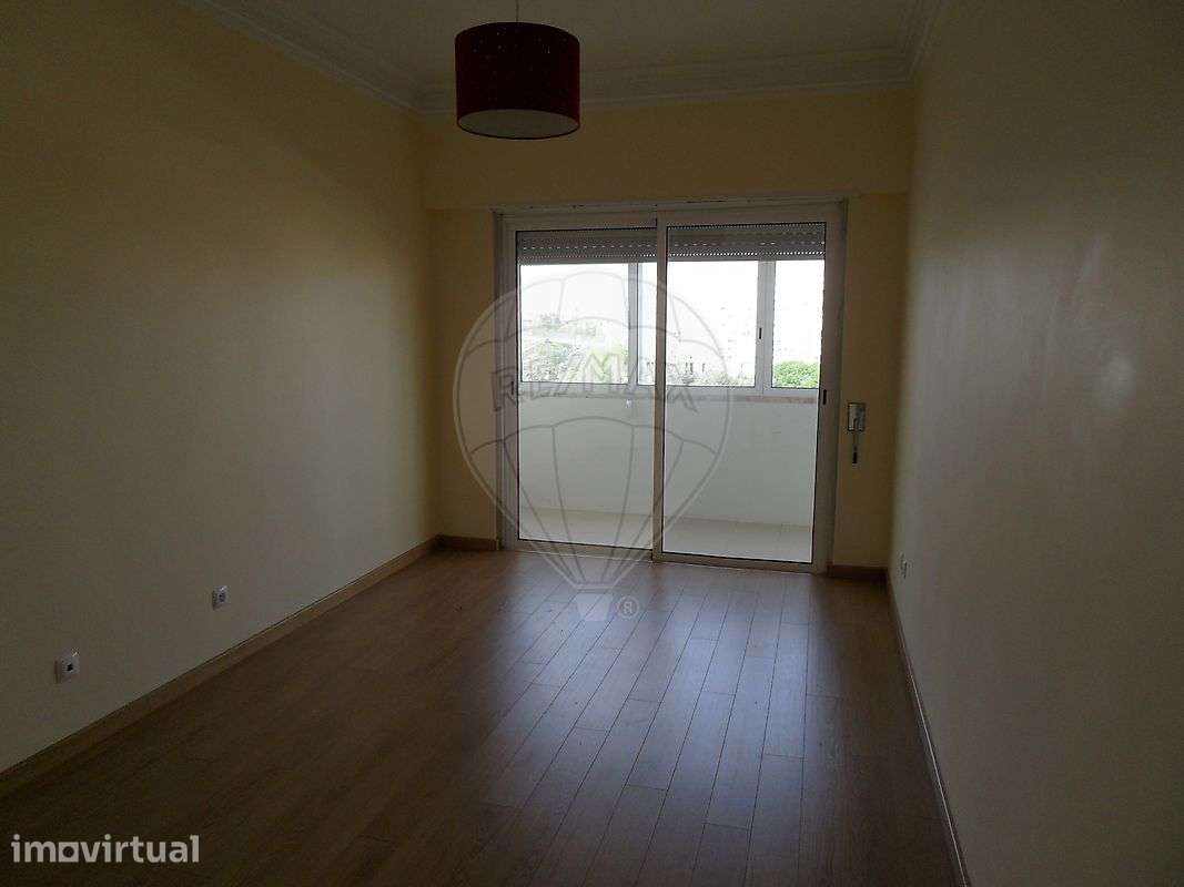 Apartamento T1 para arrendamento - Grande imagem: 4/12
