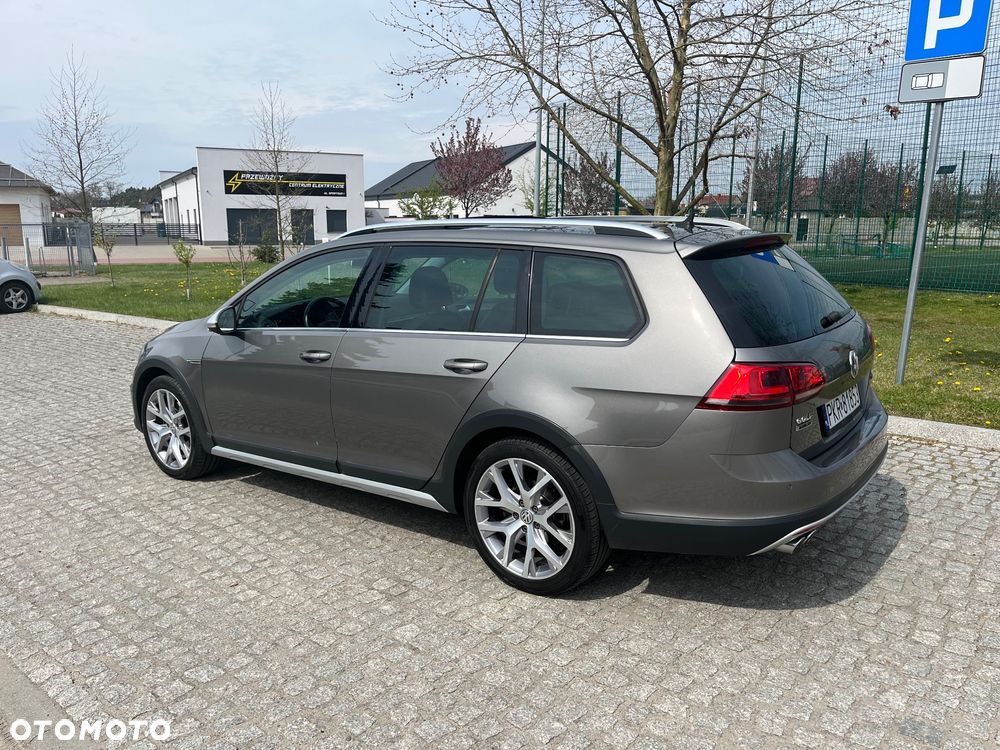 Volkswagen Golf Alltrack - 4