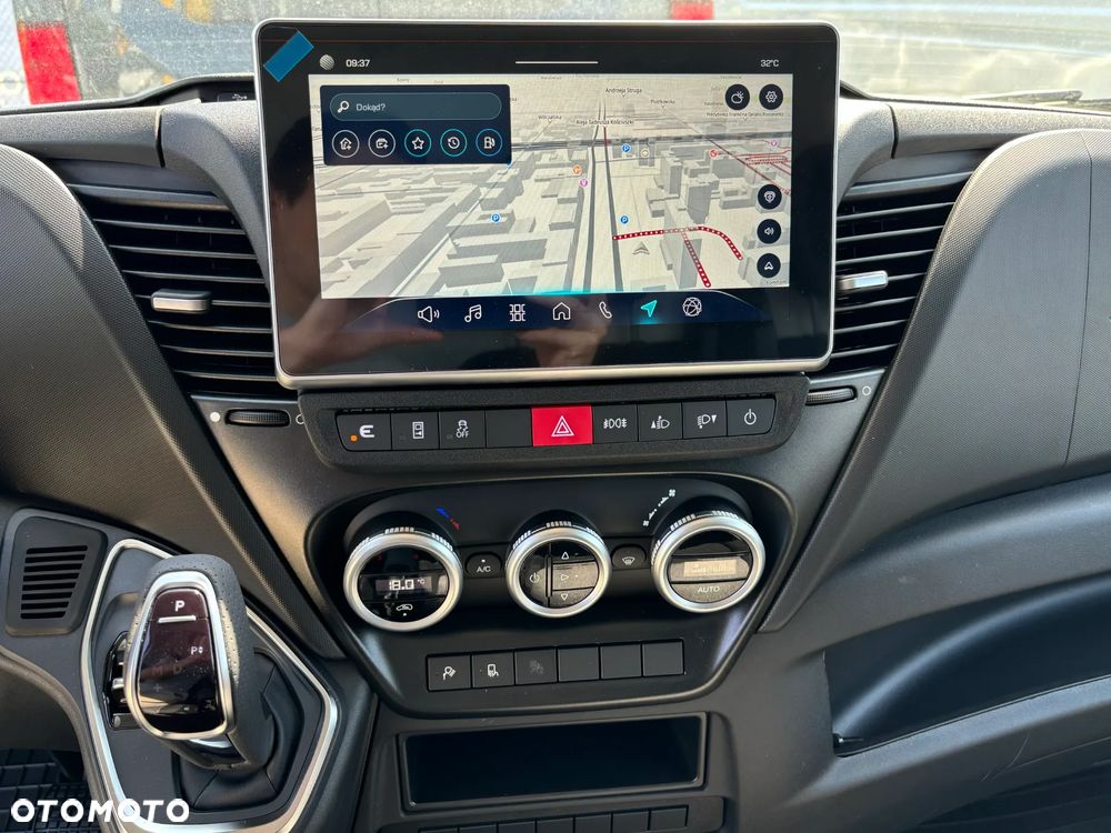 Iveco Daily 35S18HA8, Międzynarodówka 10EP, DMC 3,5t - 11