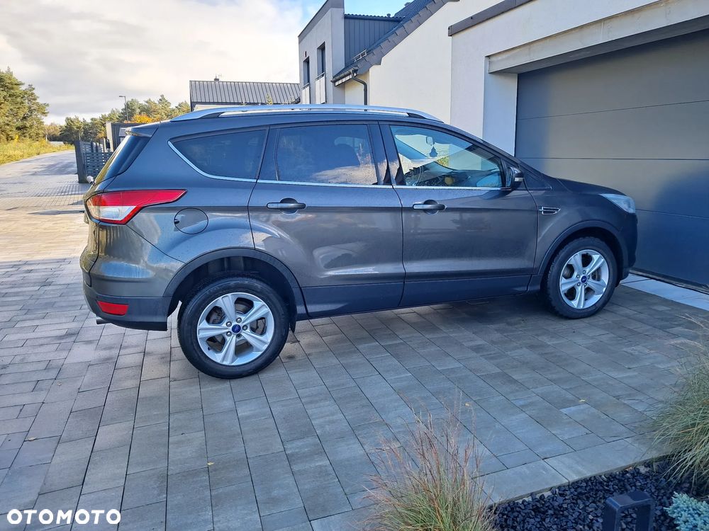 Ford Kuga 2.0 TDCi 2x4 Trend - 14