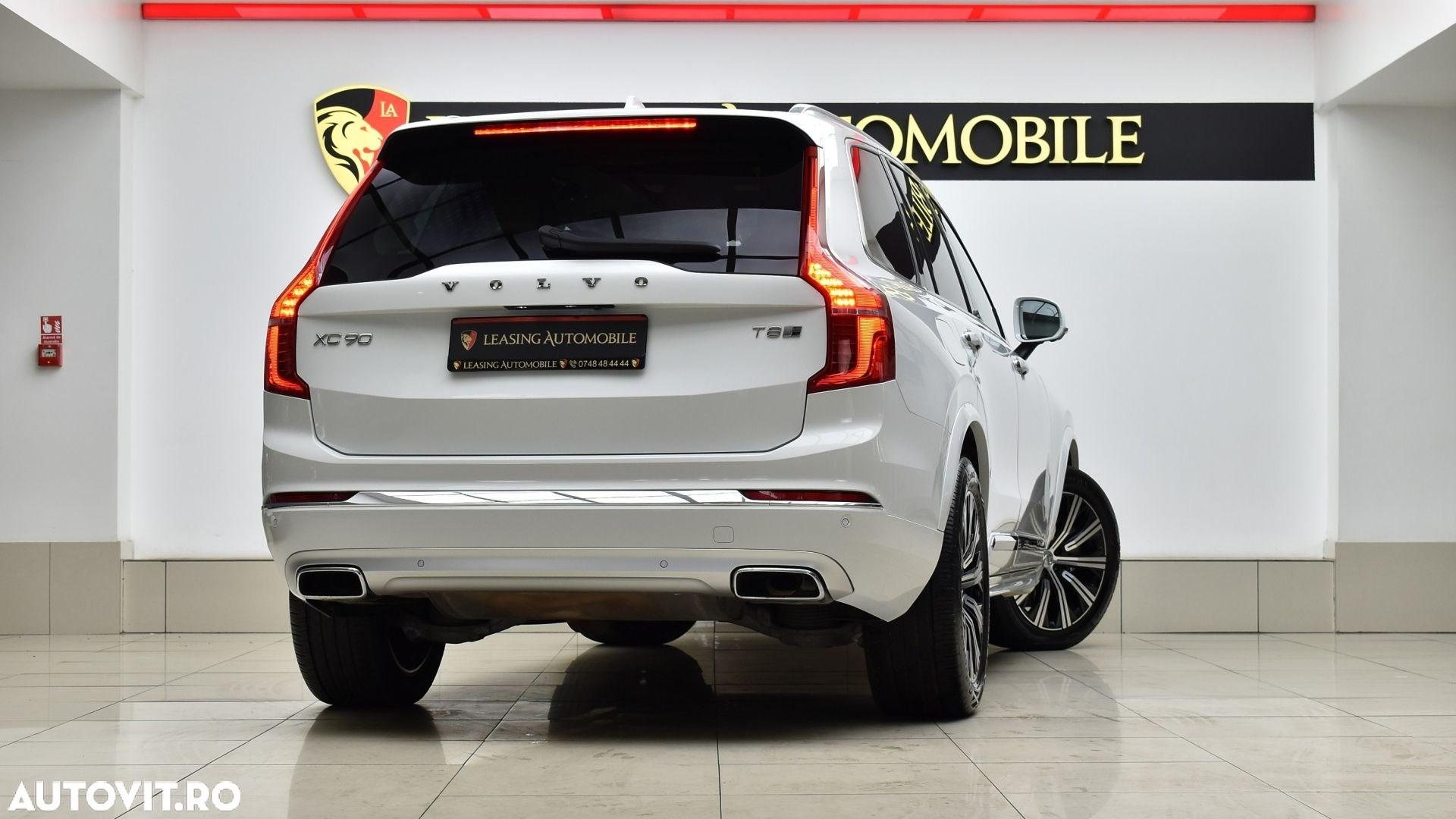 Volvo XC 90 T8 AWD Recharge Geartronic Inscription - 4