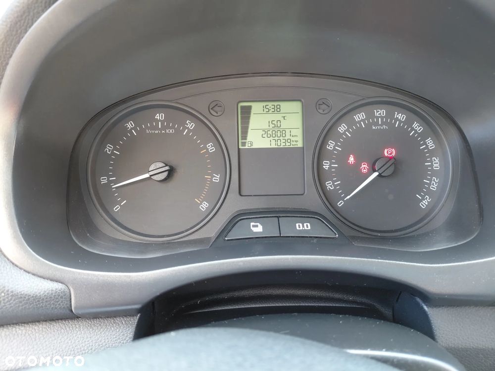 Skoda Fabia 1.4 16V Active - 30