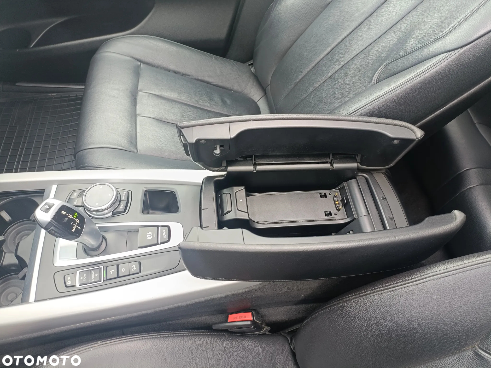 BMW X5 xDrive25d Sport-Aut - 29