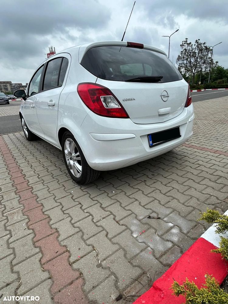 Opel Corsa - 4