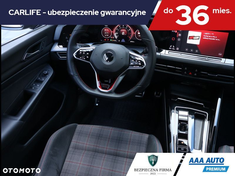 Volkswagen Golf - 8
